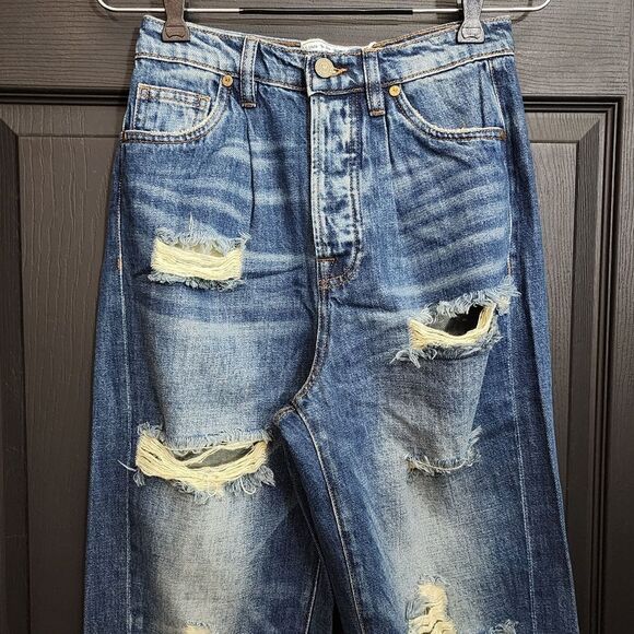 Sandrine Rose x Free People The Fred Distressed Jeans 416 - Picture 4 of 16